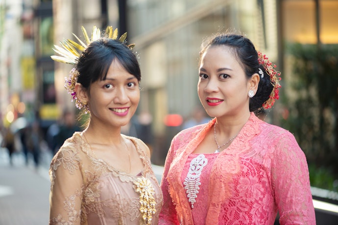 Pesona bros kebaya kutu baru