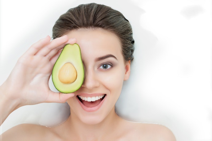 Manfaat masker alpukat untuk kulit