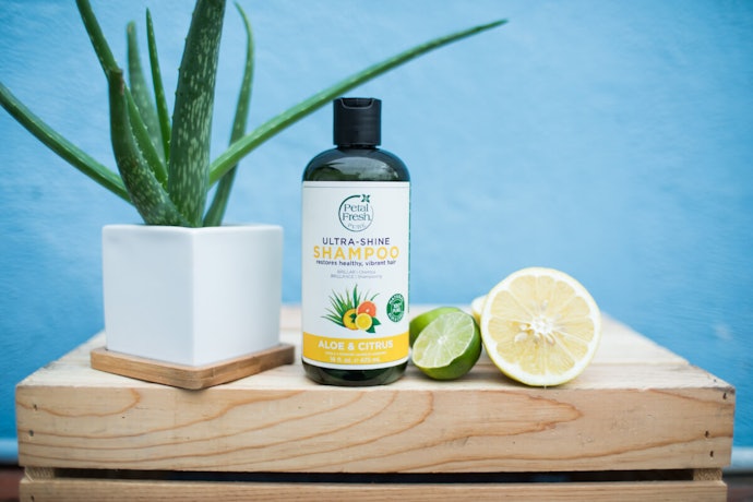 Rawat tubuh dan rambut dengan bahan-bahan alami dari Petal Fresh