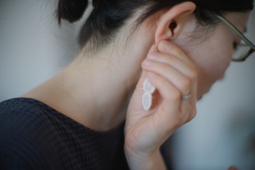 Apa itu ear cuffs?