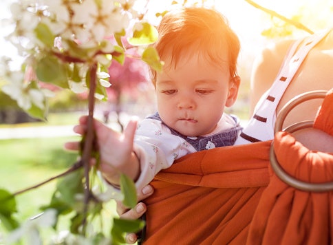 Sampai usia berapa bayi bisa menggunakan gendongan ring sling?