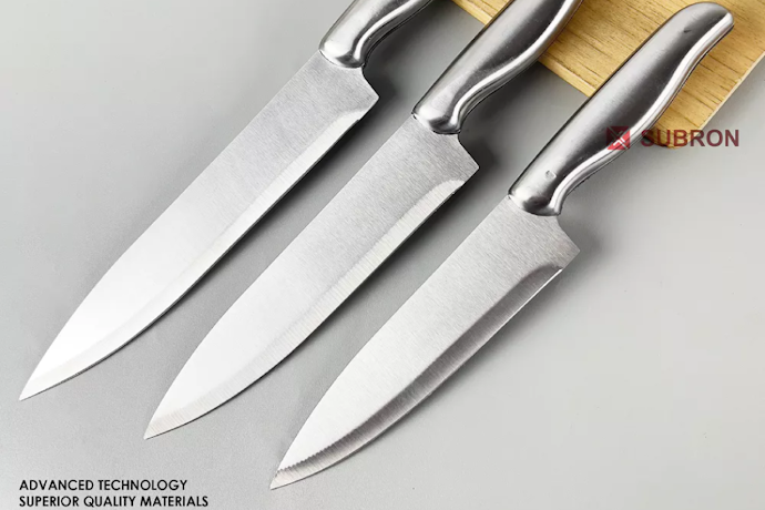 Apa kelebihan pisau berbahan stainless steel?