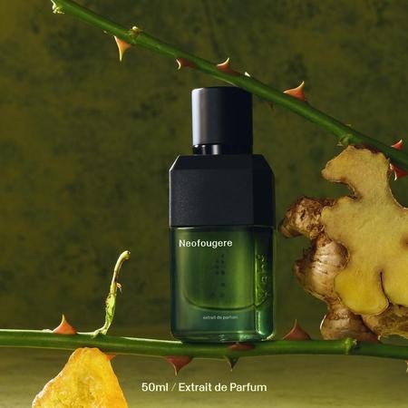 Parfum apa yang wanginya tahan lama?