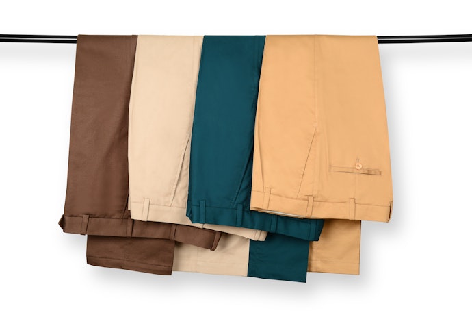 Apa yang dimaksud dengan warna khaki?