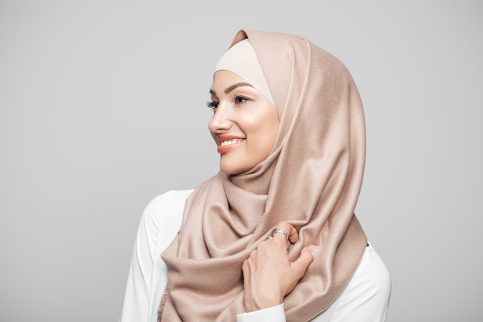Apa itu hijab syar'i? Apa bedanya dengan hijab biasa?