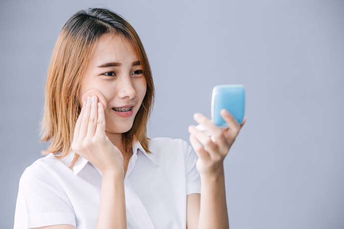 Apakah bedak dengan SPF mampu melindungi kulit?