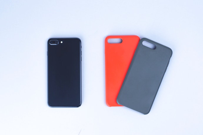 Bila Anda banyak beraktivitas, utamakan case dengan fitur anti-shock atau shock absorption