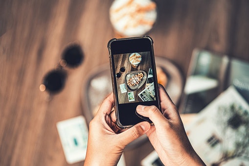 Gunakan aplikasi dengan fitur autoselect jika tak ingin repot memilih wallpaper