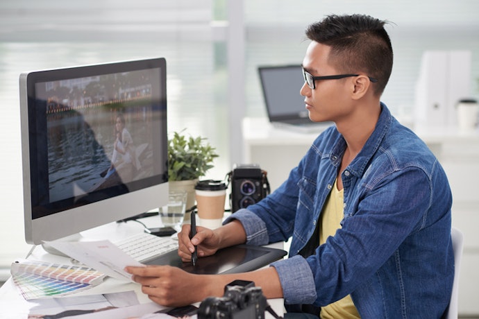 Periksa kecocokan software dengan prosesor dan sistem operasi perangkat Anda