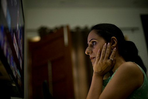 Ingin yang misterius, tetapi juga menghibur? Pilih film Bollywod