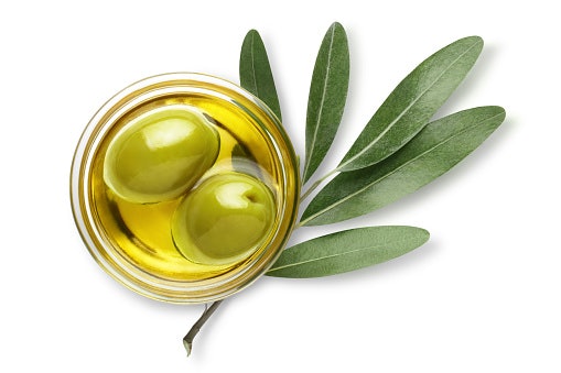 Bagi pemilik kulit kering, pilih shower gel The Body Shop dengan kandungan shea butter, coconut, dan olive, dan untuk kelembapan ekstra