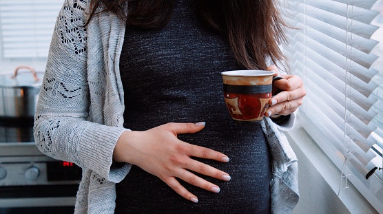Temukan kopi decaf dengan kandungan kafein rendah, aman untuk ibu hamil