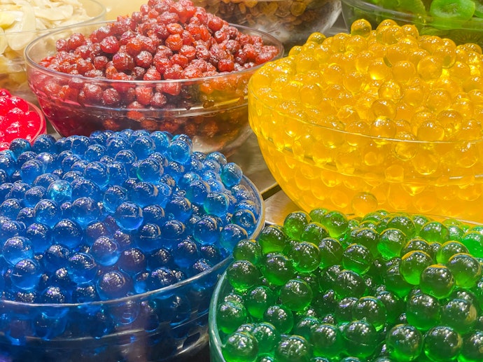 Cek beragam warna boba instan dan sesuaikan dengan sajiannya