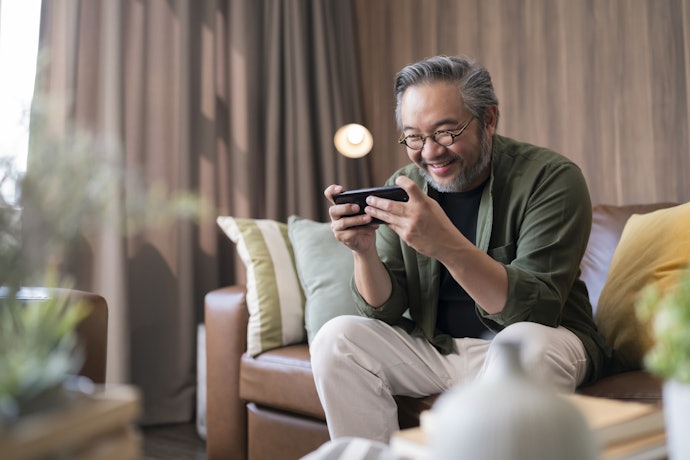 Bila Anda ingin bermain secara kasual, pilih game zombie yang seru dimainkan secara offline