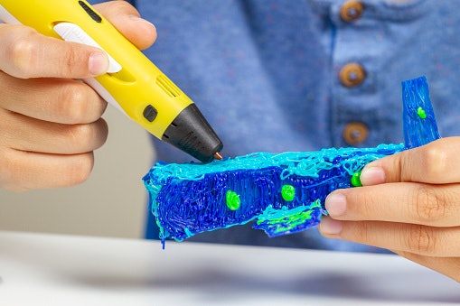Cari desain 3D pen yang ergonomis