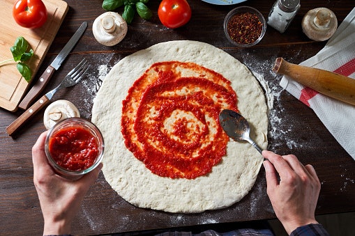 Pilih pasta tomat murni yang ideal untuk berbagai masakan