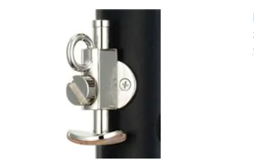 Pilihlah clarinet dengan thumb rest yang bisa disesuaikan
