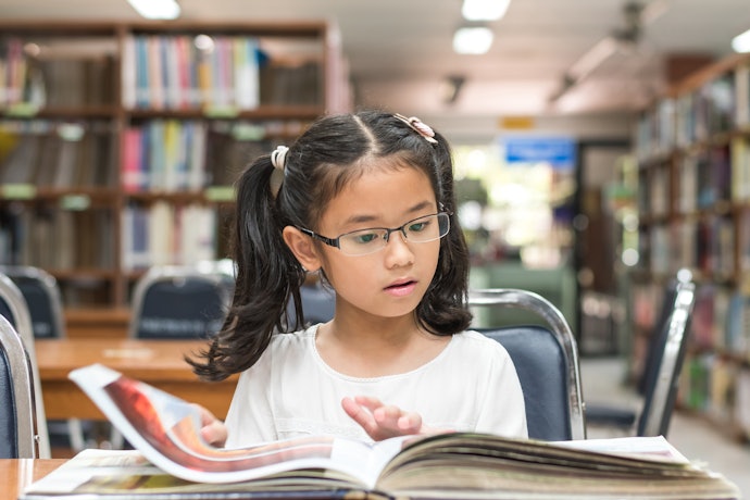 Perhatikan siapa yang akan menggunakan buku atlas