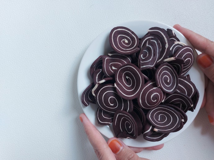 Carilah snack kiloan kering tahan lama untuk stok di rumah