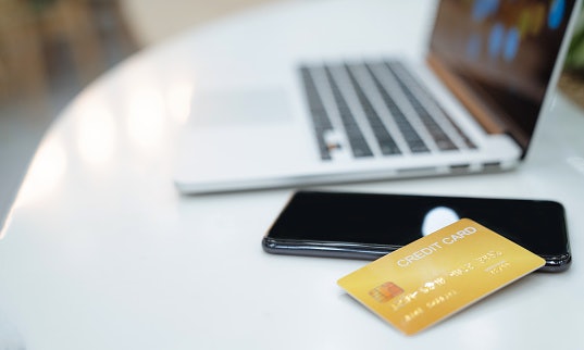 Pertimbangkan pilihan sistem pembayaran