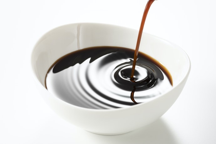 Usukuchi (light soy sauce): Rasanya lebih asin, tetapi aromanya kurang kuat