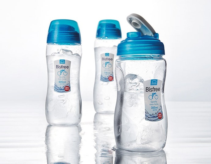 Botol minum: Model tempat minum simpel tanpa insulasi