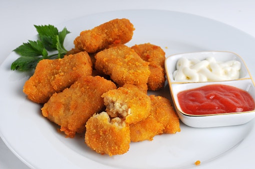 Nugget bersaus, praktis dimakan tanpa perlu membeli saus ekstra