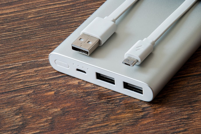 Kabel built-in: Praktis karena sudah termasuk kabel