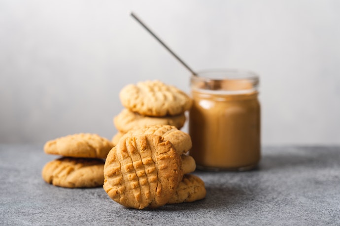 Peanut butter cookies: Gurih kacangnya nampol banget!