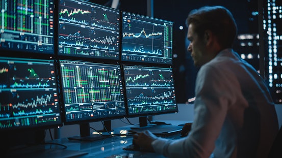 Trading saham, jual beli saham untuk meraih capital gain tinggi