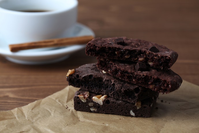 Brownies bakar, memiliki tekstur yang lebih kering
