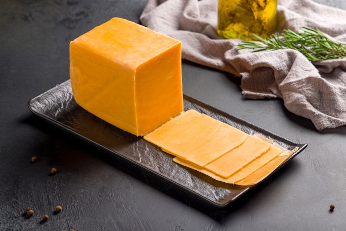 Keju cheddar, jenis keju paling umum untuk keju slice
