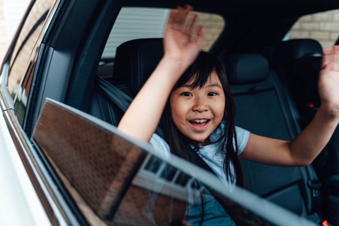 Large, ideal untuk anak yang tidak suka menggunakan seat belt
