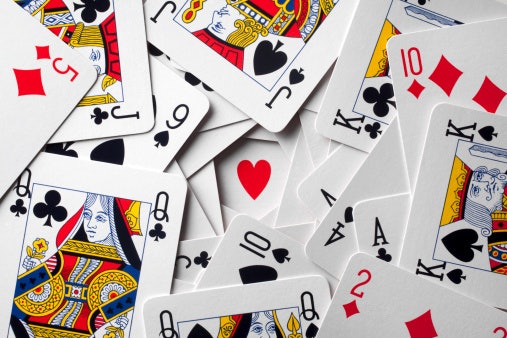 Untuk permainan poker dan sejenisnya, kartu remi klasik