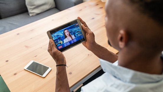 Live TV, untuk melihat kejadian secara lebih nyata