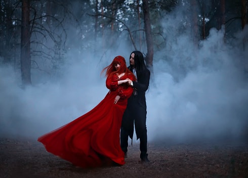 Romansa: Tampilkan adegan romantis yang bikin baper