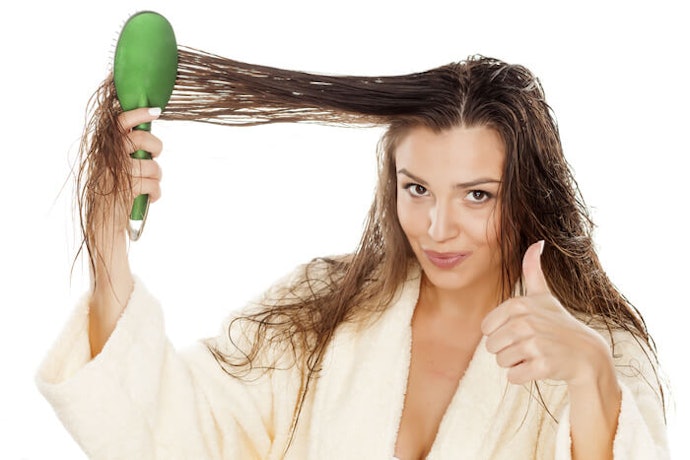 Produk tahan air untuk penggunaan pada rambut yang basah