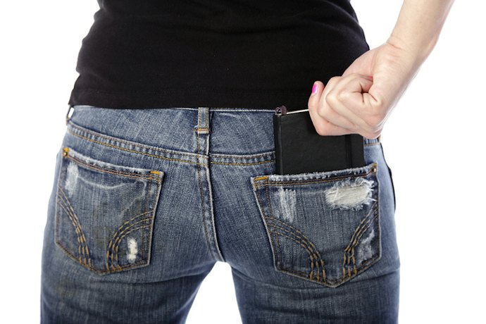 Untuk dibawa bepergian, pilih kamus saku yang berukuran compact