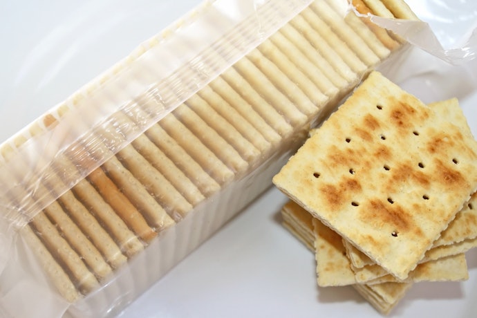 Kemasan plastik, praktis dibawa bepergian