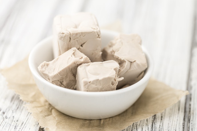 Ragi basah (fresh yeast): Lebih segar