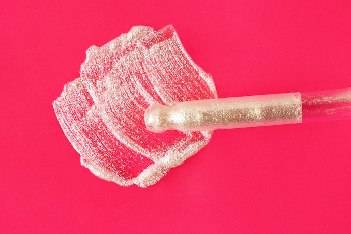 Tipe krim atau cair yang cocok untuk kulit kering