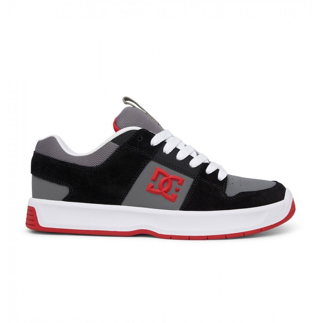 Sepatu dc clearance skate