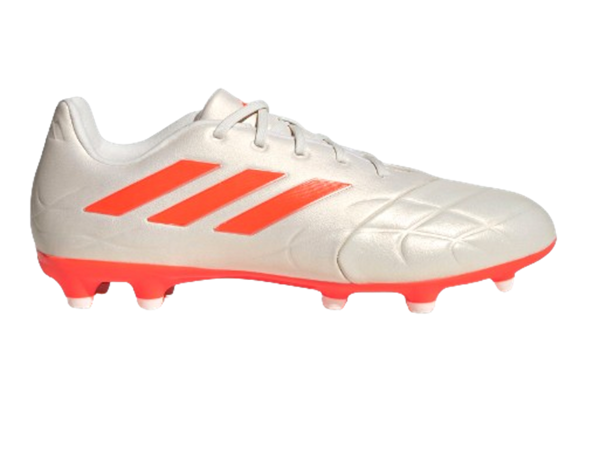 10 Rekomendasi Sepatu Bola adidas Terbaik Terbaru Tahun 2024