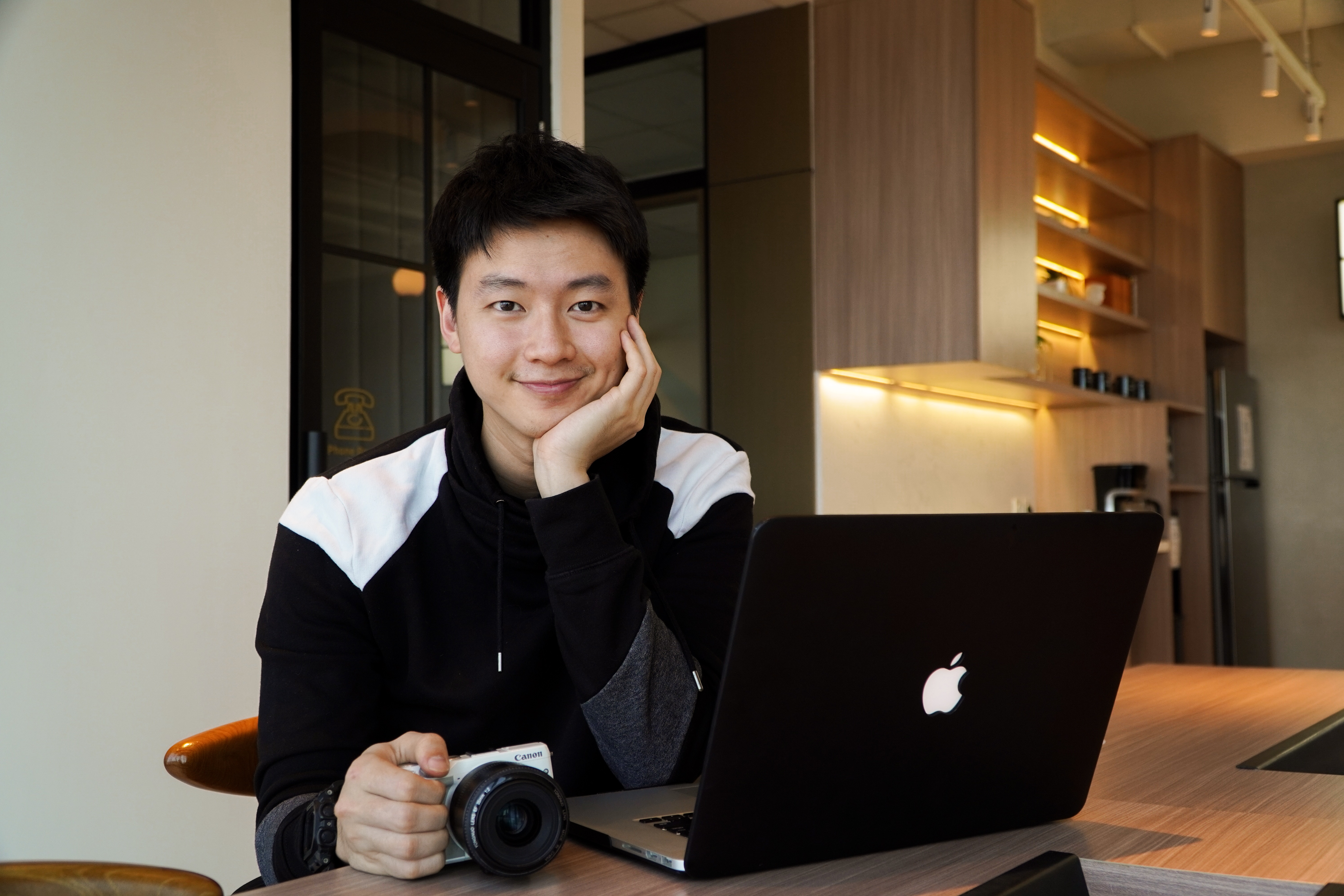 8 Rekomendasi Peralatan dengan Harga Terjangkau yang Wajib Dimiliki untuk Menjadi Content Creator 