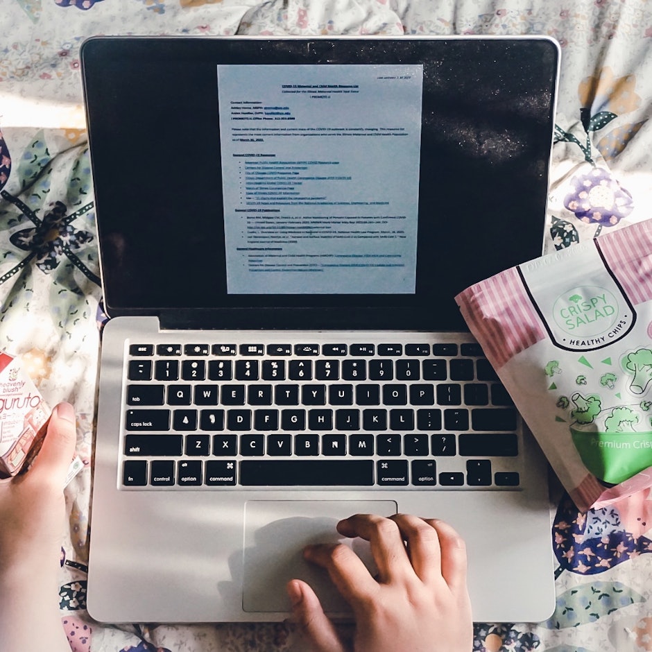 7 Rekomendasi Camilan Sehat Rendah Kalori untuk Teman selama WFH (Work From Home)