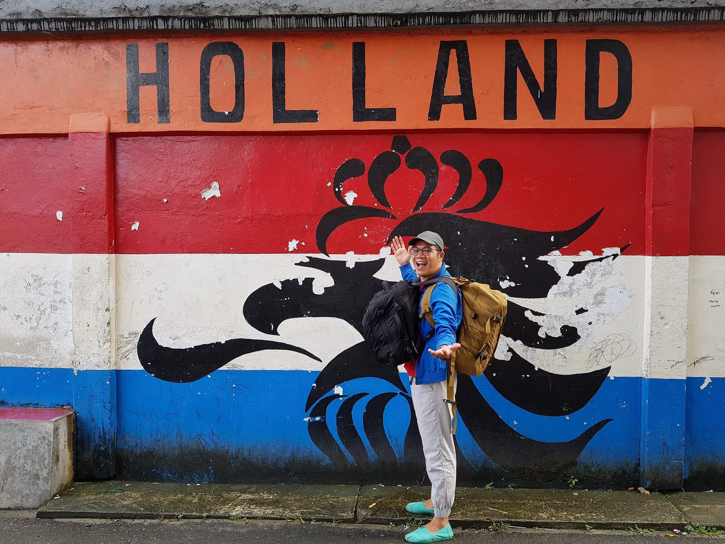 12 Rekomendasi Item Penting Travelling dan Tips Packing Praktis