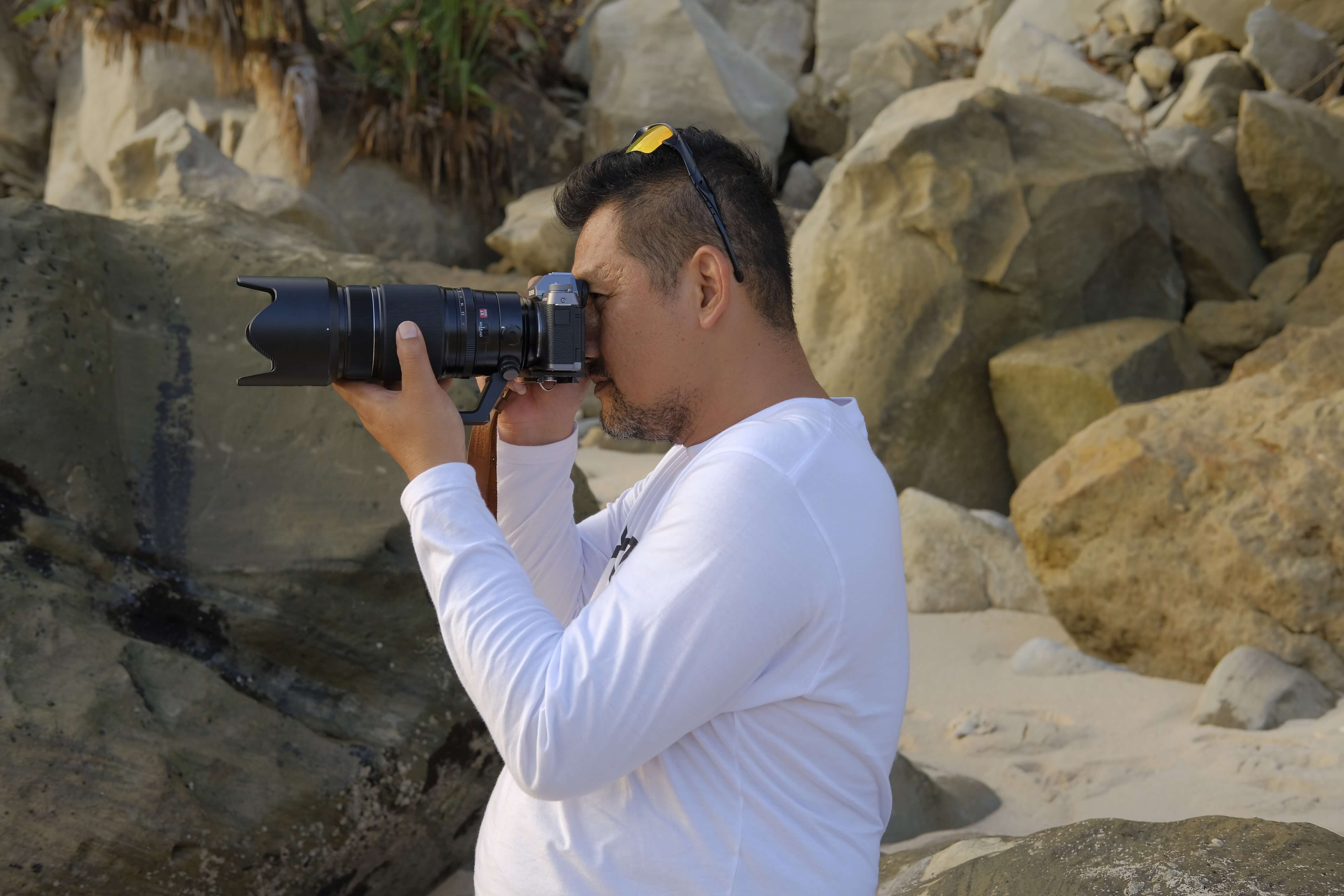 8 Rekomendasi Peralatan yang Wajib Dibawa Saat Hunting Foto