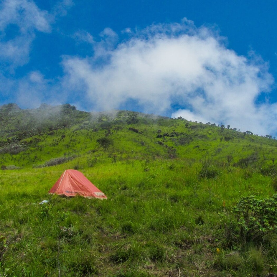 7 Rekomendasi Tenda Ultralight dengan Harga Terjangkau