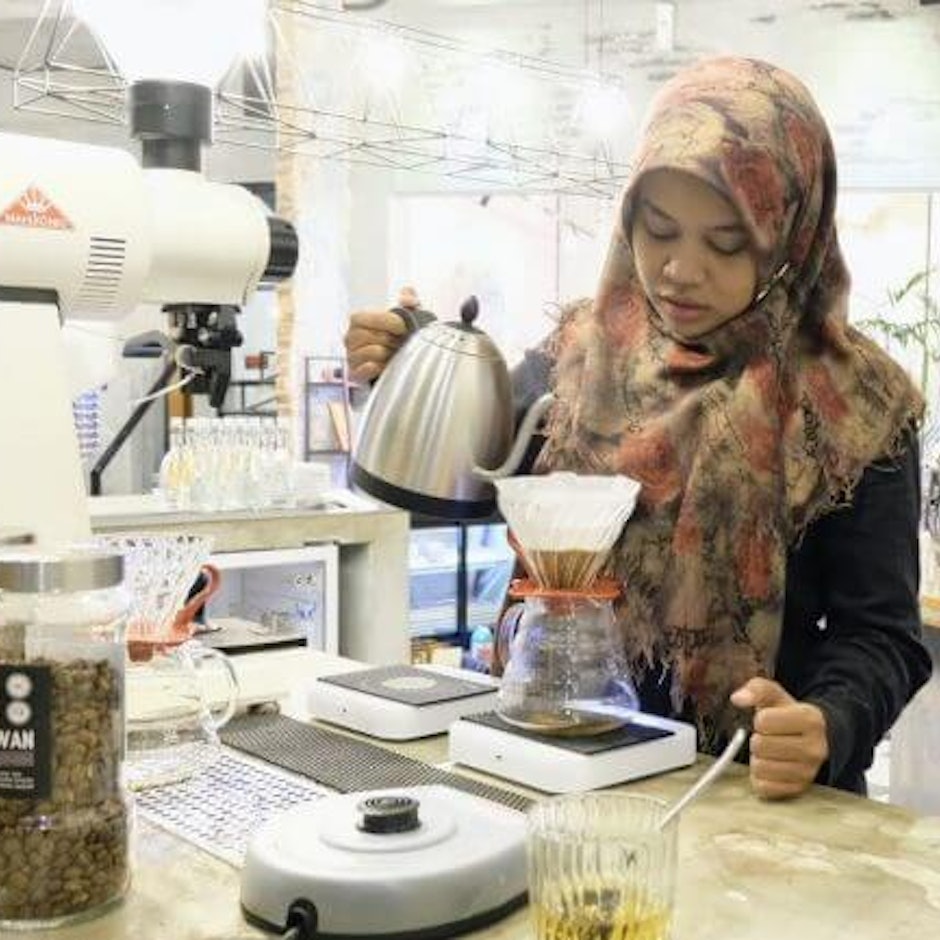 8 Rekomendasi Produk untuk Membuat Minuman Ala Kafe di Rumah