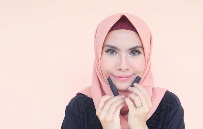 7 Rekomendasi Lipstik Warna Nude 